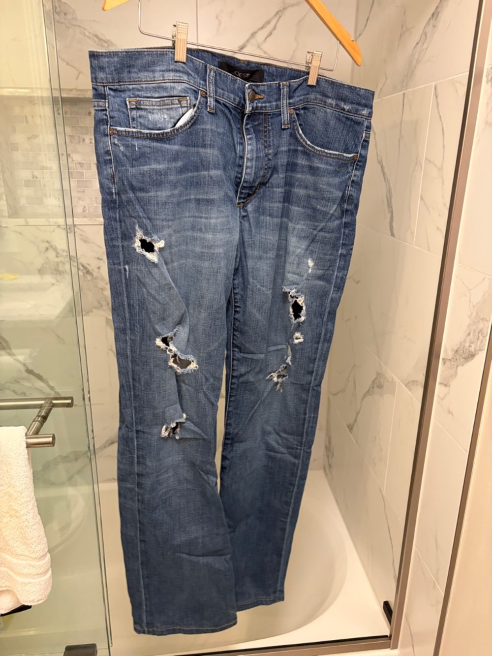 Distressed Blue Men’s Jeans - Classic Ripped Denim